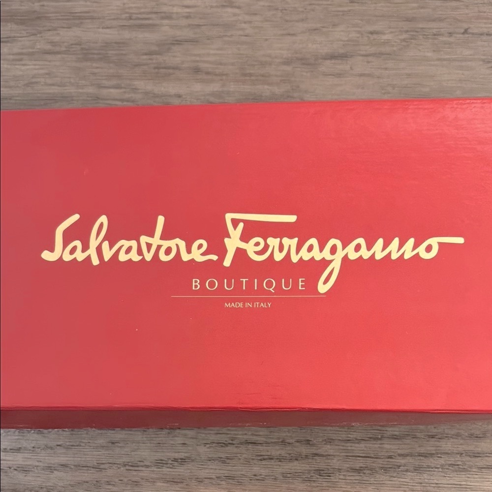 ❌SOLD❌ [Salvatore Ferragamo] Authenticated Leather Kitten Heel Pumps Women’s 5.0 - Picture 10 of 11